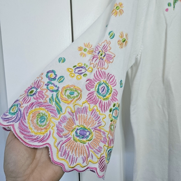 Bob Mackie Wearable Art VintageIvory Floral Embroidered Bell Sleeve Knit Top 1X - Picture 2 of 4